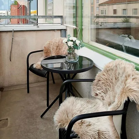 Rova Arctic Glow - *